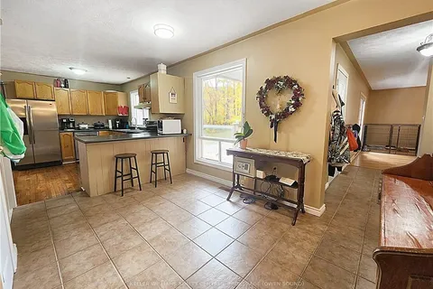 243 SPRY LAKE Rd, South Bruce Peninsula, ON N0H 2T0