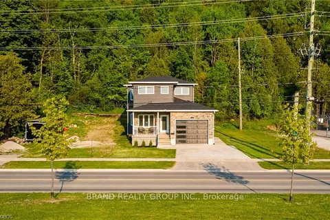 2375 3RD Ave, Owen Sound, ON N4K 2M5