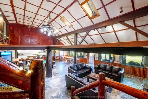 290 CLARKE&apos;S Rd, Northern Bruce Peninsula, ON N0H 1W0