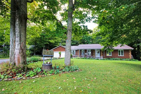 46 GRAHAM Cres, South Bruce Peninsula, ON N0H 2G0