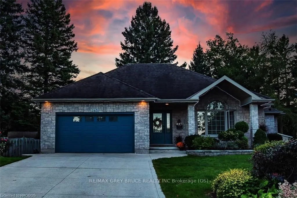 245 2ND, Owen Sound, ON N4K 6X2