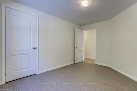 66 SUSSEX Square, Georgian Bluffs, ON N0H 1G0