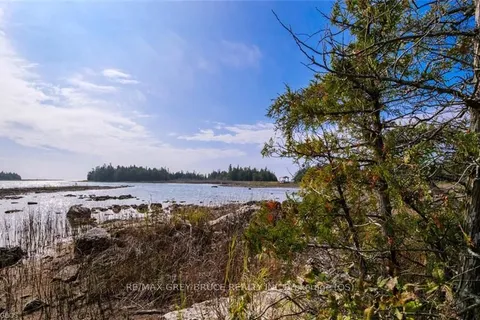 97 DEVILS GLEN Rd, Northern Bruce Peninsula, ON N0H 2T0