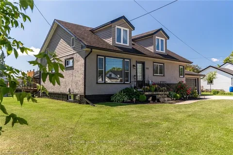 265 ELIZABETH St, West Grey, ON N0G 1R0