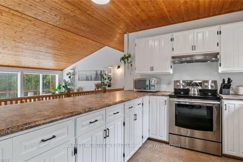 582742 9B Sdrd, Chatsworth, ON N0H 2V0