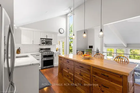 177 ISTHMUS BAY Rd, Northern Bruce Peninsula, ON N0H 1W0