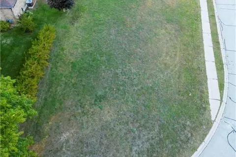 428 QUEEN&apos;S BUSH Rd, Saugeen Shores, ON N0H 2C4