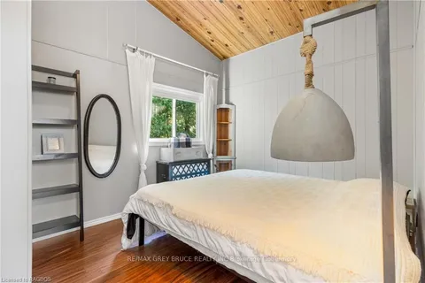 529 LINDSAY ROAD 30, Northern Bruce Peninsula, ON N0H 1Z0