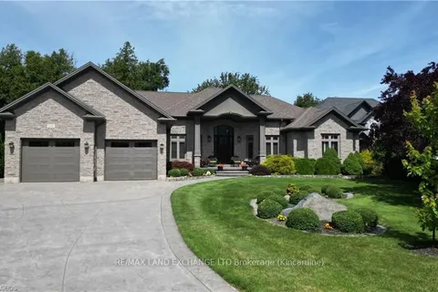 195 BIRCHWOOD Ave, Kincardine, ON N0G 2T0