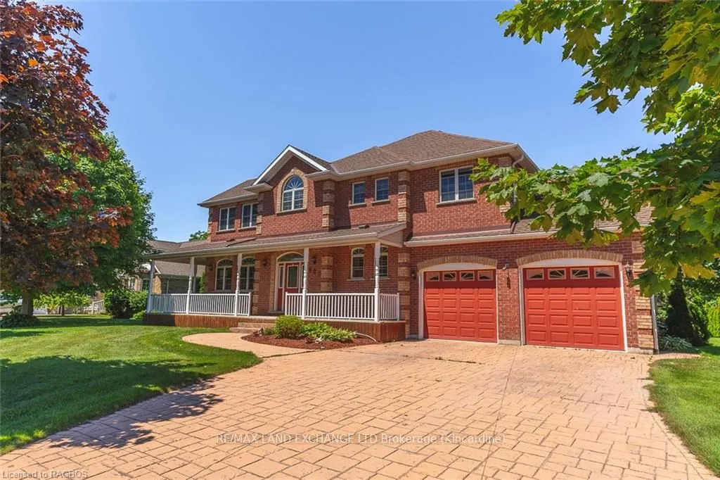 900 PARKPLACE St, Huron-Kinloss, ON N2Z 0C4