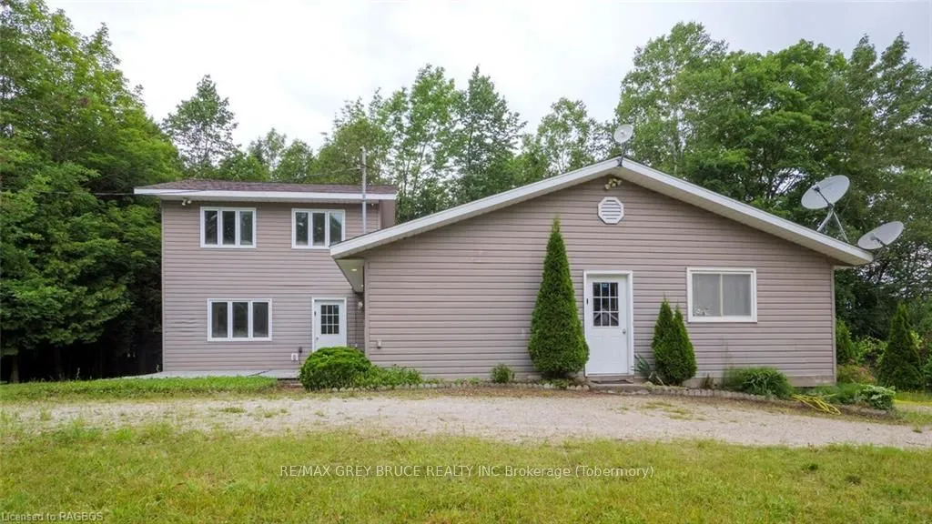 1477 HIGHWAY 6, South Bruce Peninsula, ON N0H 1X0