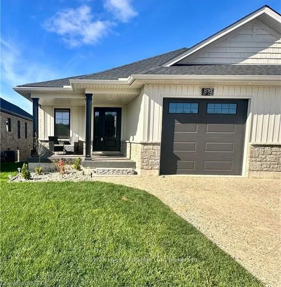 816 23RD Avenue, Hanover, ON N4N 3B8