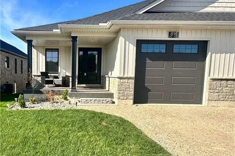 816 23RD Avenue, Hanover, ON N4N 3B8