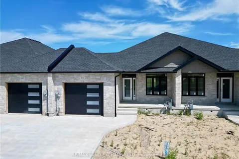 451 IVINGS Drive, Saugeen Shores, ON N0H 2C3
