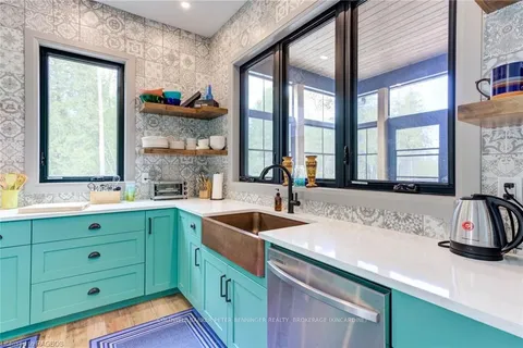 2 WHITE PINE Avenue, ON N0H 2C5