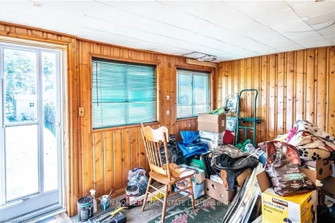 493 13TH Street, ON N4K 3W8