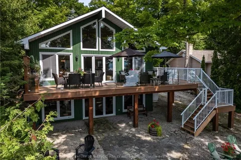 420 MALLORY BEACH Road, ON N0H 2T0