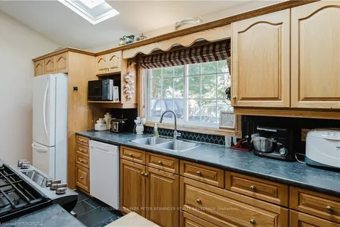 133889 ALLAN PARK Road, West Grey, ON N0G 1S0