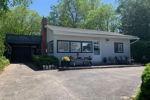 9 LAKESHORE Boulevard, South Bruce Peninsula, ON N0H 2G0