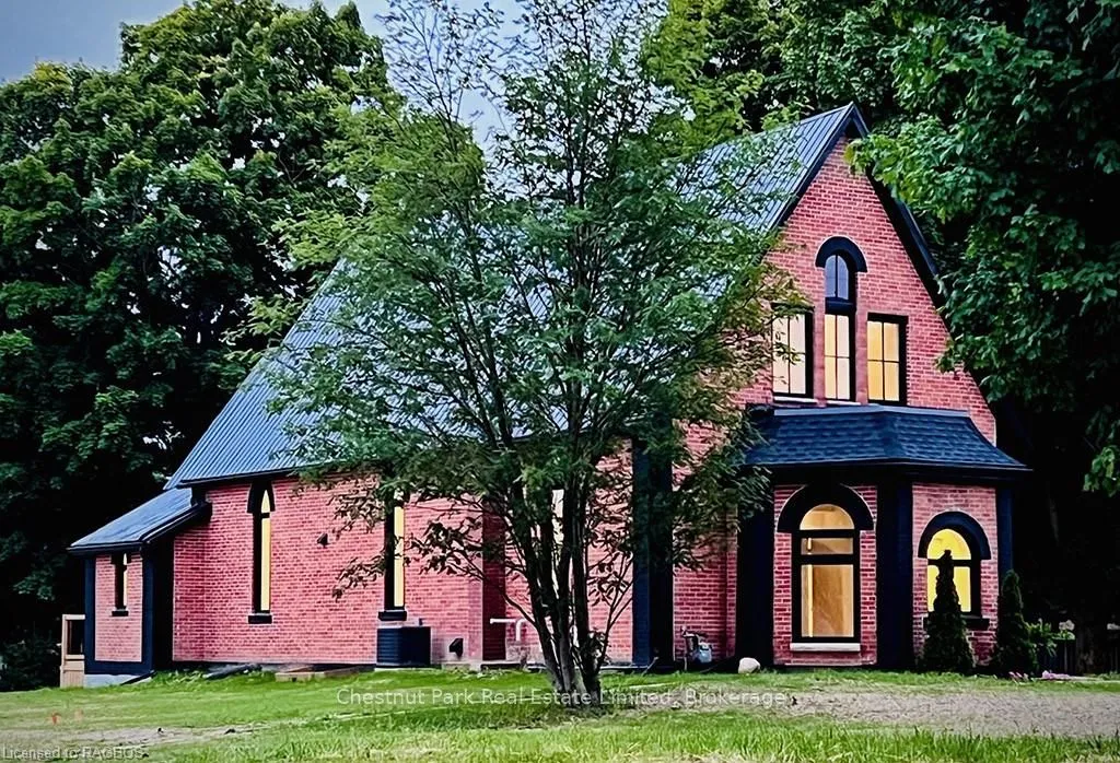 57 CRAWFORD St, Chatsworth, ON N0H 1G0