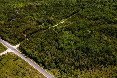 PT LT5 3 N/A, ON N0H 1W0