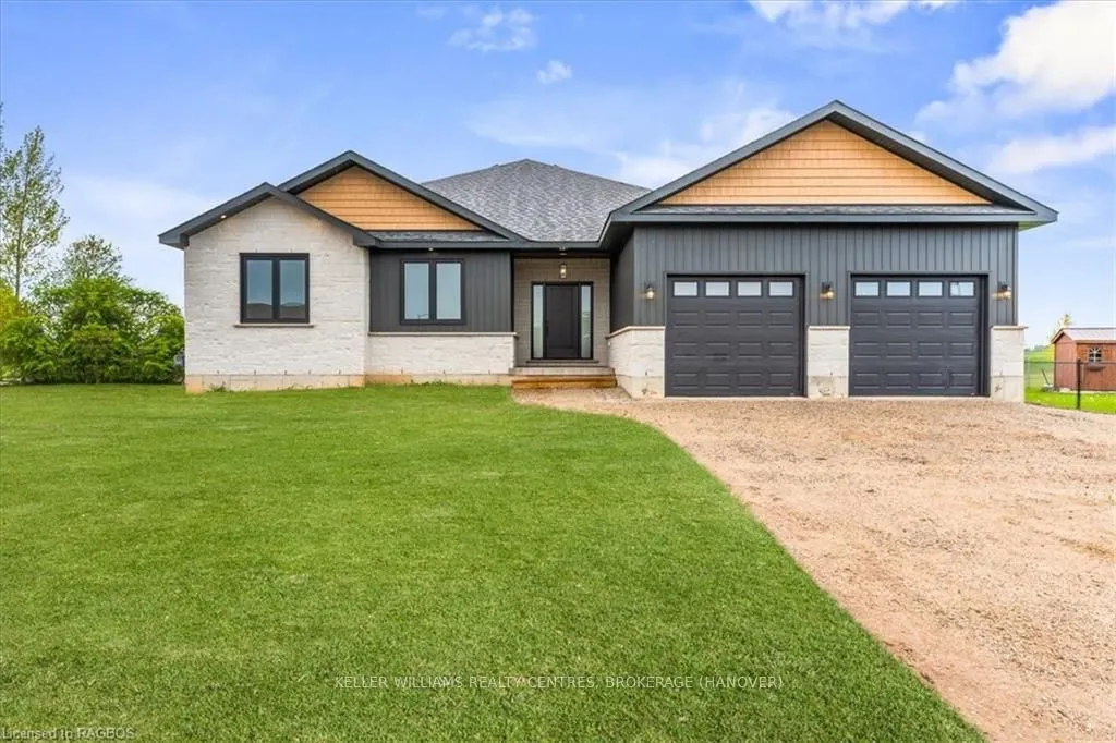 54 CHESTNUT HILL Crescent, ON N0H 2N0