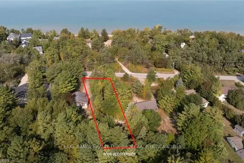 119 GORDON St, Huron-Kinloss, ON N2Z 0B3