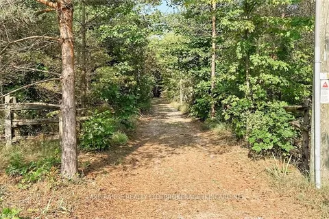 119 GORDON St, Huron-Kinloss, ON N2Z 0B3