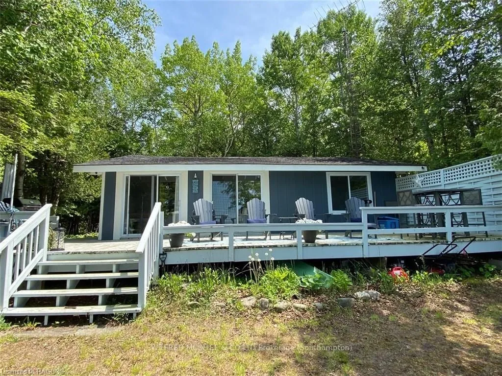 1520 2ND Avenue, ON N0H 2L0