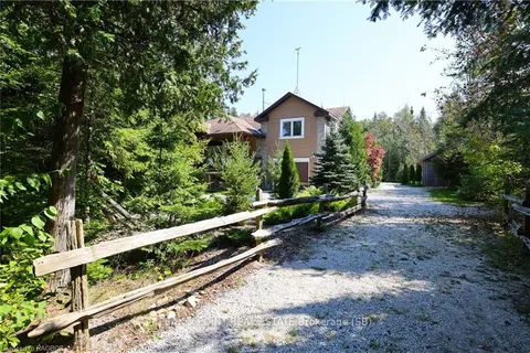 150 WALTER CHARMAN Drive, ON N0H 1W0