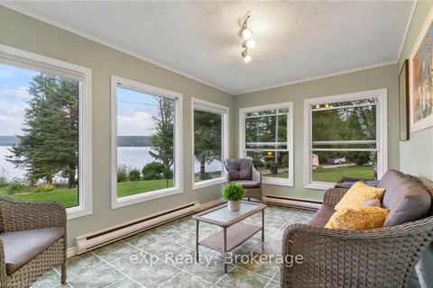 47 WATER St, South Bruce Peninsula, ON N0H 2T0