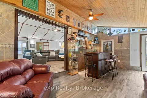 47 WATER St, South Bruce Peninsula, ON N0H 2T0