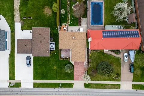 355 PENETANGORE ROW N/A, ON N2Z 2K1