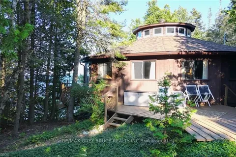 8 CARTER Road, ON N0H 1W0