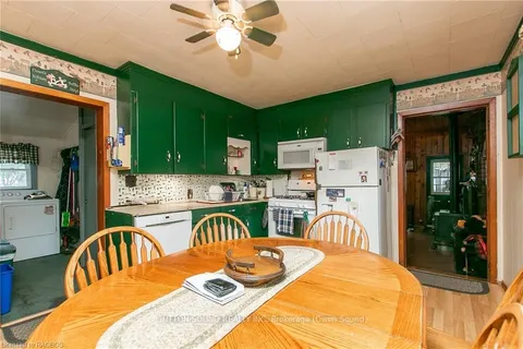 58 SPENCER Street, ON N0H 1P0