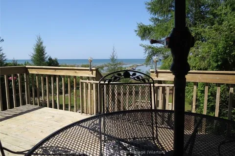 1252 SUNSET Dr, South Bruce Peninsula, ON N0H 2T0