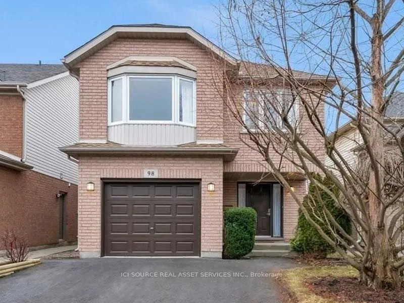 98 Summers Dr, Thorold, ON L2V 5B1