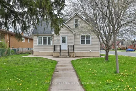 172 SANATORIUM Rd, Hamilton, ON L9C 1Z5