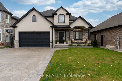 8918 Black Forest Cres, Niagara Falls, ON L2H 0M8