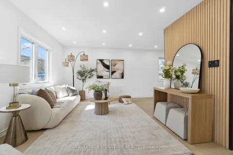 23 Albert St, Cambridge, ON N1R 3M5