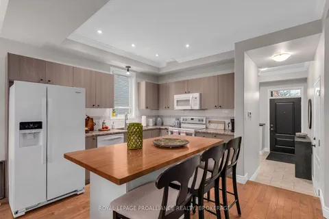 1616 Crimson Cres, Kingston, ON K7P 0J3