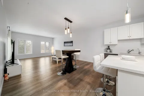 218 Elora St, Minto, ON N0G 1Z0