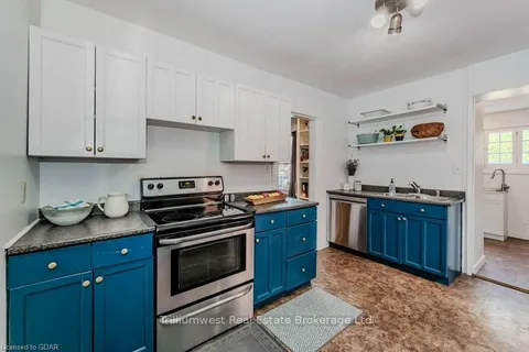 285 PAISLEY Rd, Guelph, ON N1H 2P8