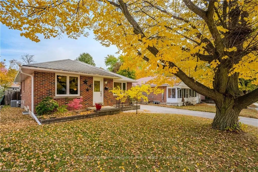 339 METCALFE St, Guelph, ON N1E 4Z5