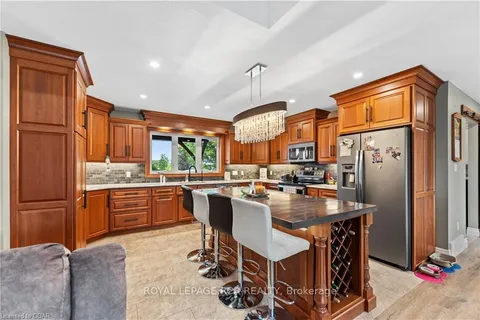 100 HARRIS Cres, Southgate, ON N0G 2L0