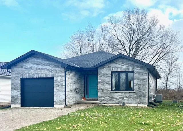 271 South St, Southwest Middlesex, ON N0L 1M0