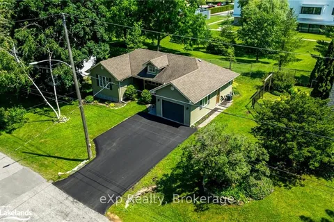 9 MIDDLETON Dr, Peterborough, ON K9J 4Z1