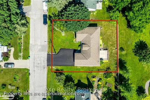 9 MIDDLETON Dr, Peterborough, ON K9J 4Z1