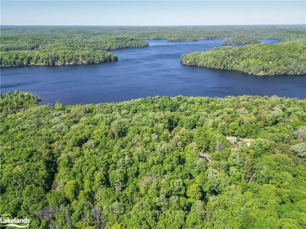 18 MAPLE LEAF Dr, Huntsville, ON P1H 2J2