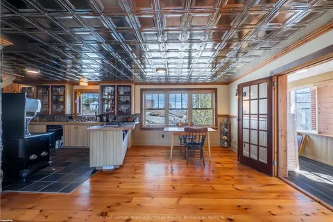 945 RIVERSIDE Dr, Parry Sound Remote Area, ON P0G 1A0